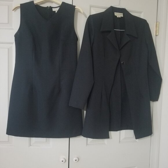 2-piece Dress Suit - Picture 5 of 6